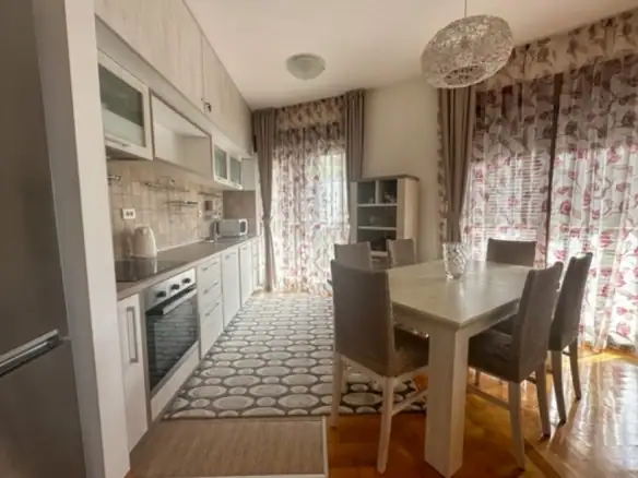 Dvosoban stan 88 m² – Bečići, Budva — fotografija 6