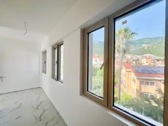 Trosoban stan 105 m² – Rozino, Budva — fotografija 6