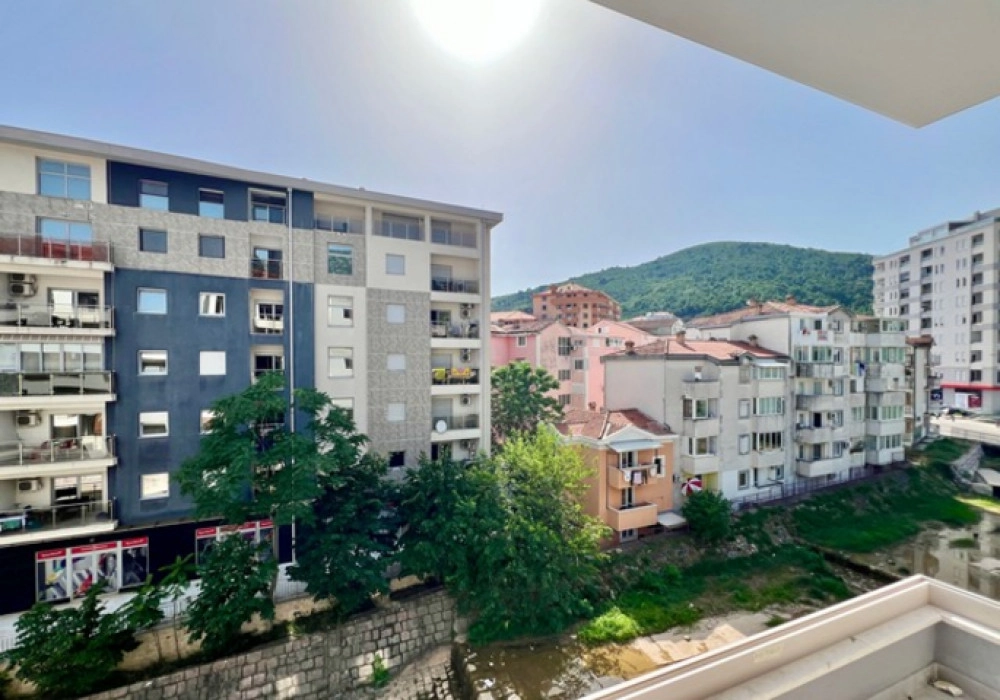 Trosoban-stan-u-novogradnji-Rozino-Budva-14 Trosoban stan 105 m² – Rozino, Budva — fotografija 15
