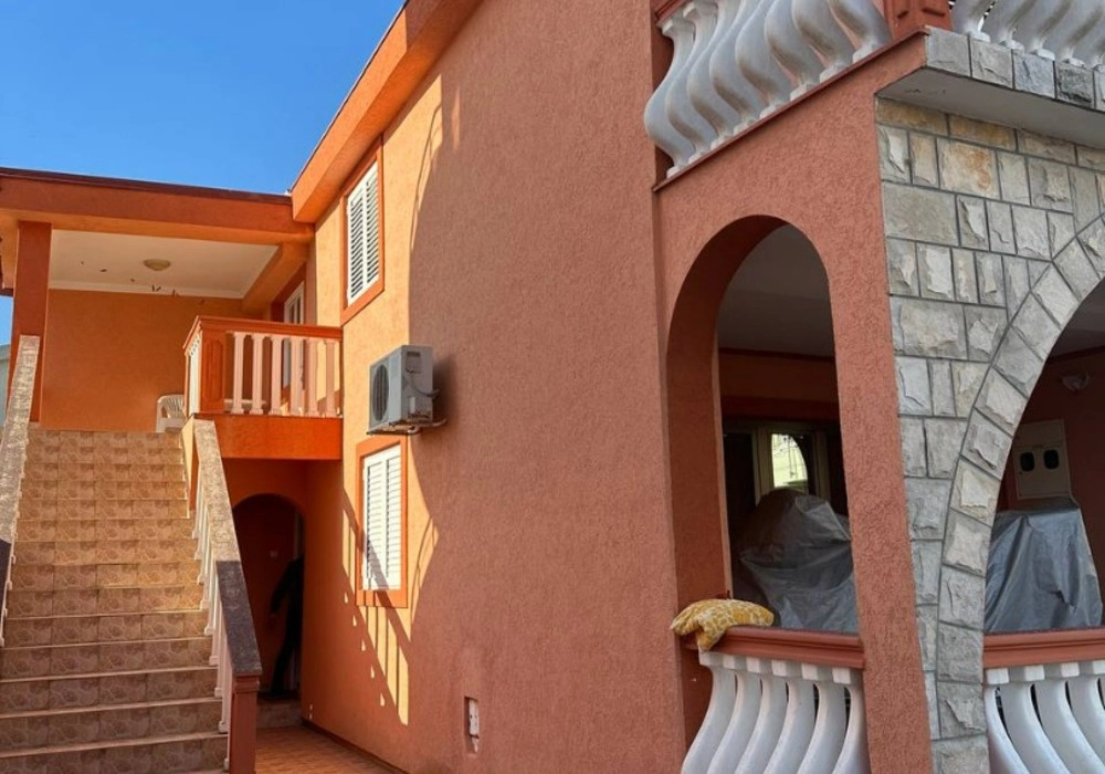 Kuca-sa-pet-apartmana-u-Viticima-Bar-5 Stan 514 m² – Vitići, Bar — fotografija 6