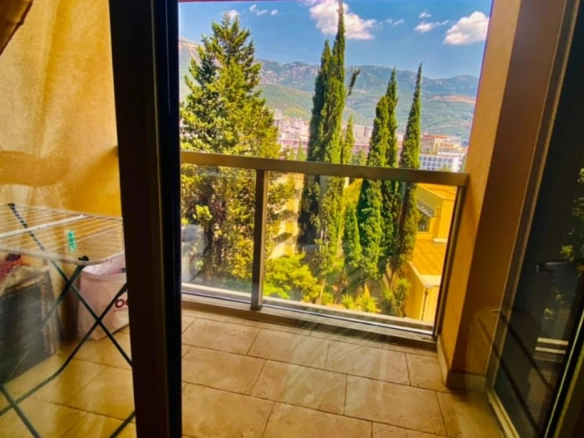 Dvosoban stan 86 m² – Boreti, Budva — fotografija 2