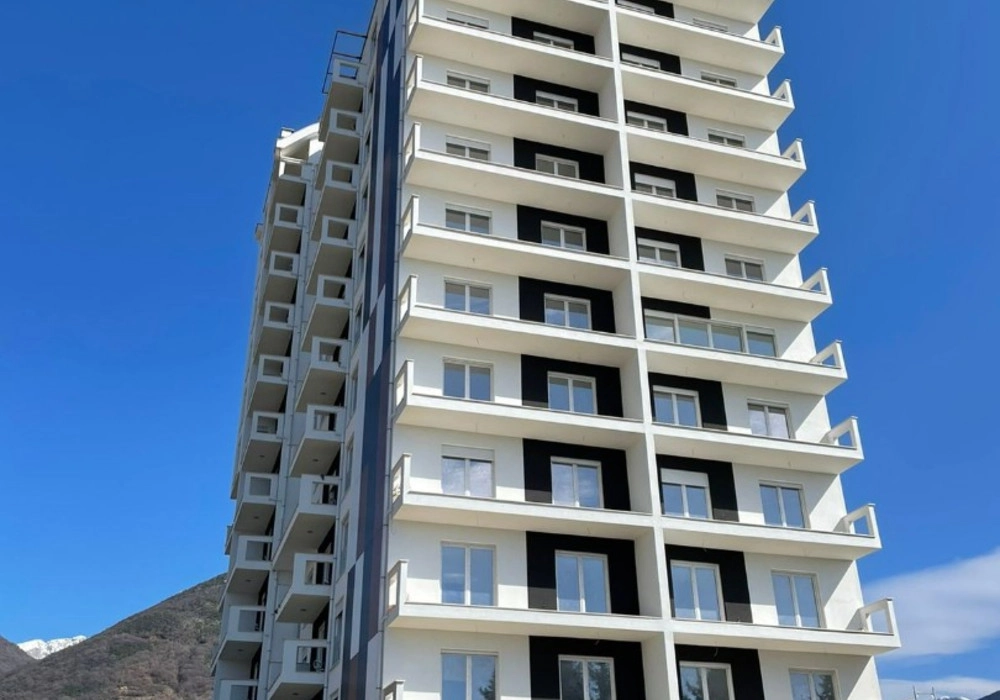 Trosoban-stan-sa-bazenom-i-parkingom-u-Baru-4 Trosoban stan 146 m² – Bar — fotografija 5