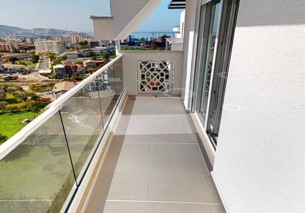 Trosoban-stan-sa-bazenom-i-parkingom-u-Baru-5 Trosoban stan 146 m² – Bar — fotografija 6