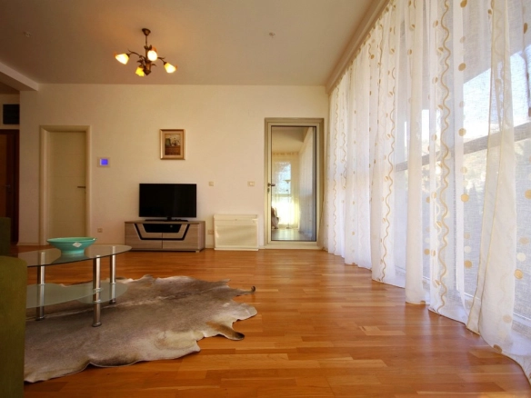 Jednosoban stan 86 m² – Boreti, Budva — fotografija 8