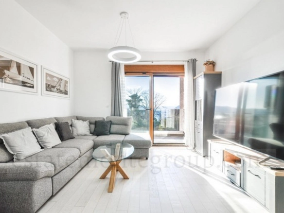 Dvosoban stan 69 m² – Gorica, Tivat — fotografija 3