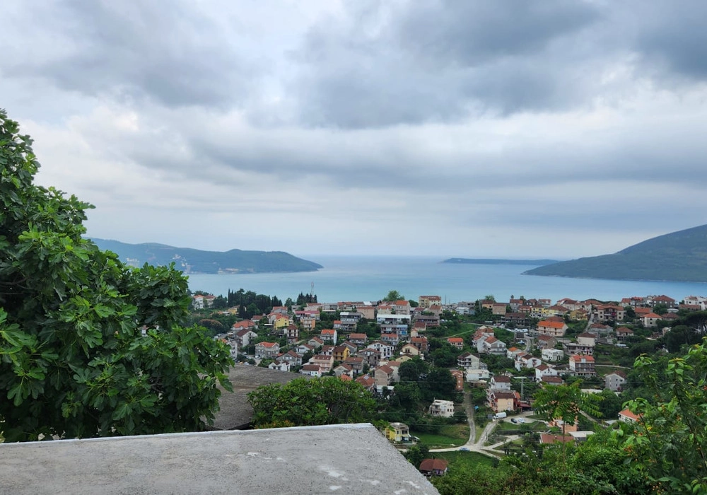 Kuca-u-naselju-Podi-Herceg-Novi Kuća u naselju Podi