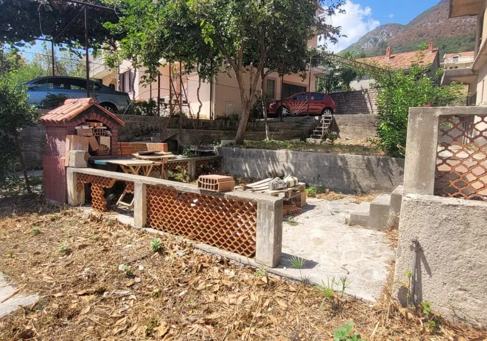 Dvospratna-kuca-kod-mora-u-Kamenarima-Herceg-Novi-5 Kuća – Kamenari, Herceg Novi — fotografija 6