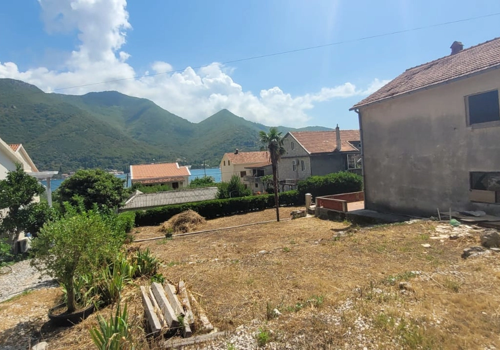 Dvospratna-kuca-kod-mora-u-Kamenarima-Herceg-Novi-14 Kuća – Kamenari, Herceg Novi — fotografija 15