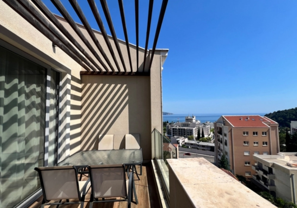 Dvosoban-stan-sa-terasama-u-Becicima-Budva-6 Dvosoban stan 98 m² – Bečići, Budva — fotografija 7