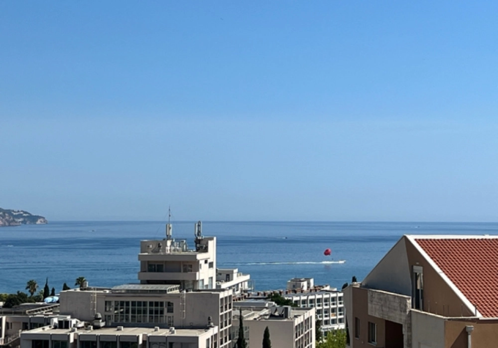 Dvosoban-stan-sa-terasama-u-Becicima-Budva-8 Dvosoban stan 98 m² – Bečići, Budva — fotografija 9