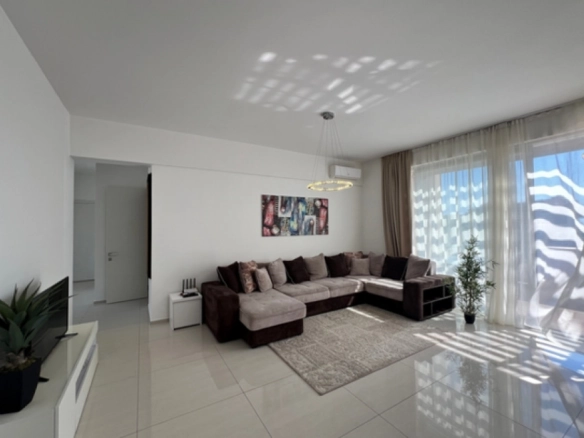 Dvosoban stan 98 m² – Bečići, Budva — fotografija 13