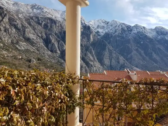 Dvosoban stan 126 m² – Orahovac, Kotor — fotografija 3