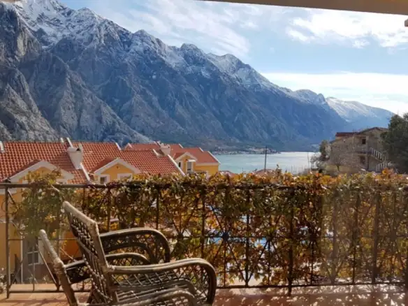 Dvosoban stan 126 m² – Orahovac, Kotor — fotografija 8