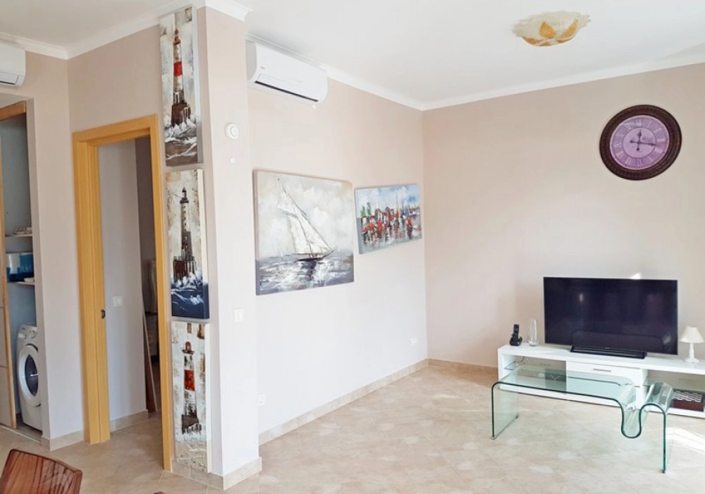 Dvosoban-stan-sa-bazenom-u-Orahovcu-Kotor-14 Dvosoban stan 126 m² – Orahovac, Kotor — fotografija 15