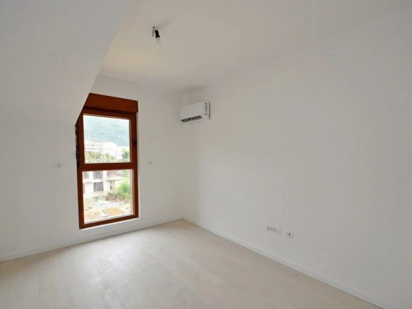 Dvosoban stan 72 m² – Tivat — fotografija 7