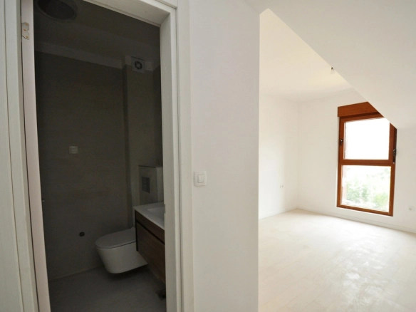 Dvosoban stan 72 m² – Tivat — fotografija 8