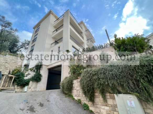 Dvosoban stan 120 m² – Pržno, Budva — fotografija 2