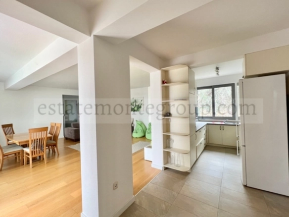 Dvosoban stan 120 m² – Pržno, Budva — fotografija 10