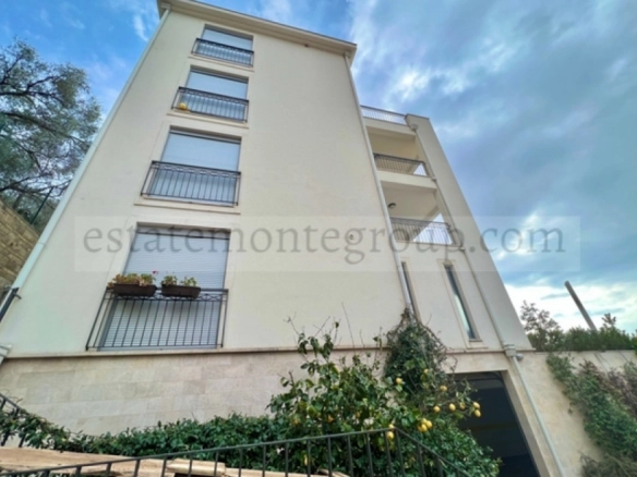 Dvosoban stan 120 m² – Pržno, Budva — fotografija 13