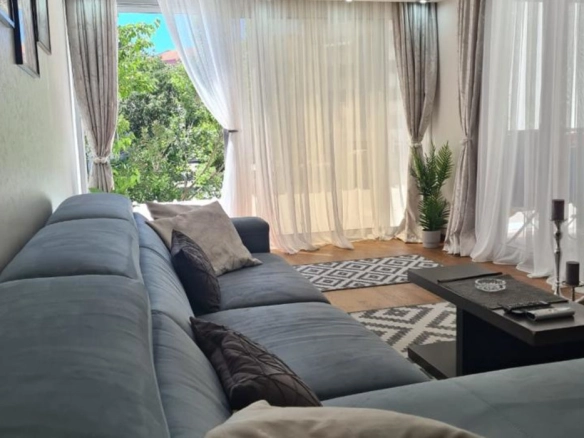 Trosoban stan 92 m² – Rozino, Budva — fotografija 5