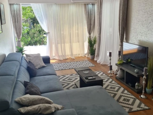 Trosoban stan 92 m² – Rozino, Budva — fotografija 13