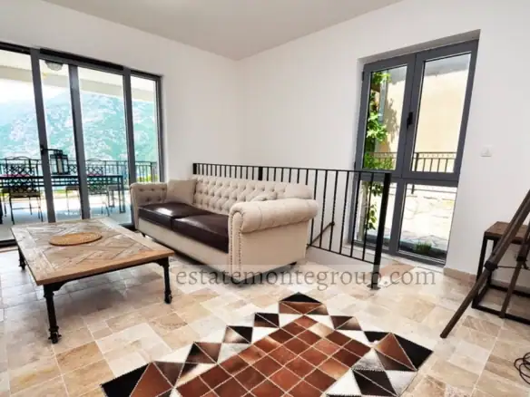 Dvosoban stan 500 m² – Risan, Kotor — fotografija 4