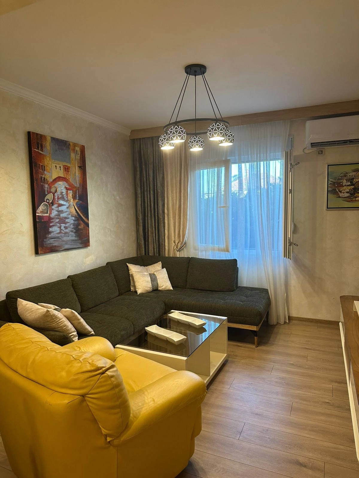 Jednosoban-stan-u-naselju-Gorica-C-Podgorica-1 Izdavanje: Jednosoban stan 42 m² – Gorica C, Podgorica — fotografija 2