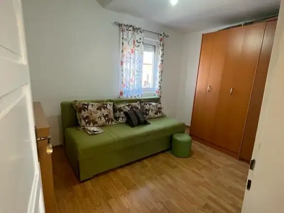 Izdavanje: Dvosoban stan 65 m² – Konik, Podgorica — fotografija 2