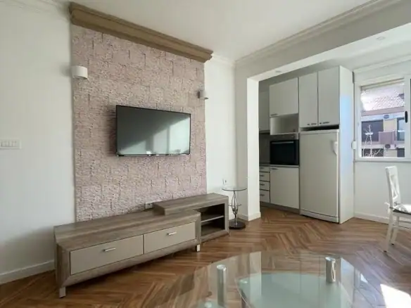 Izdavanje: Dvosoban stan 65 m² – Konik, Podgorica — fotografija 3