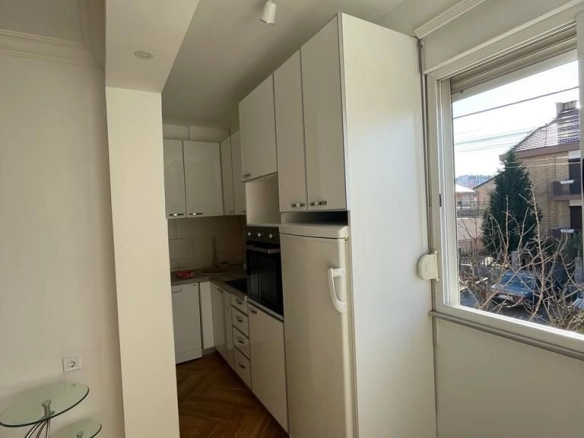 Izdavanje: Dvosoban stan 65 m² – Konik, Podgorica — fotografija 12