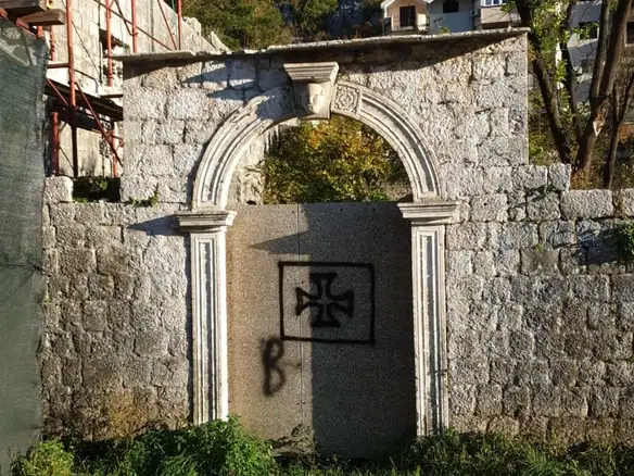 Hotel 1.800 m² – Risan, Kotor — fotografija 4