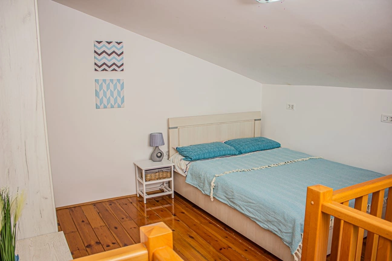 Renoviran-dvosoban-stan-u-naselju-Rena-Bar-5 Dvosoban stan 48 m² – Rena, Bar — fotografija 6