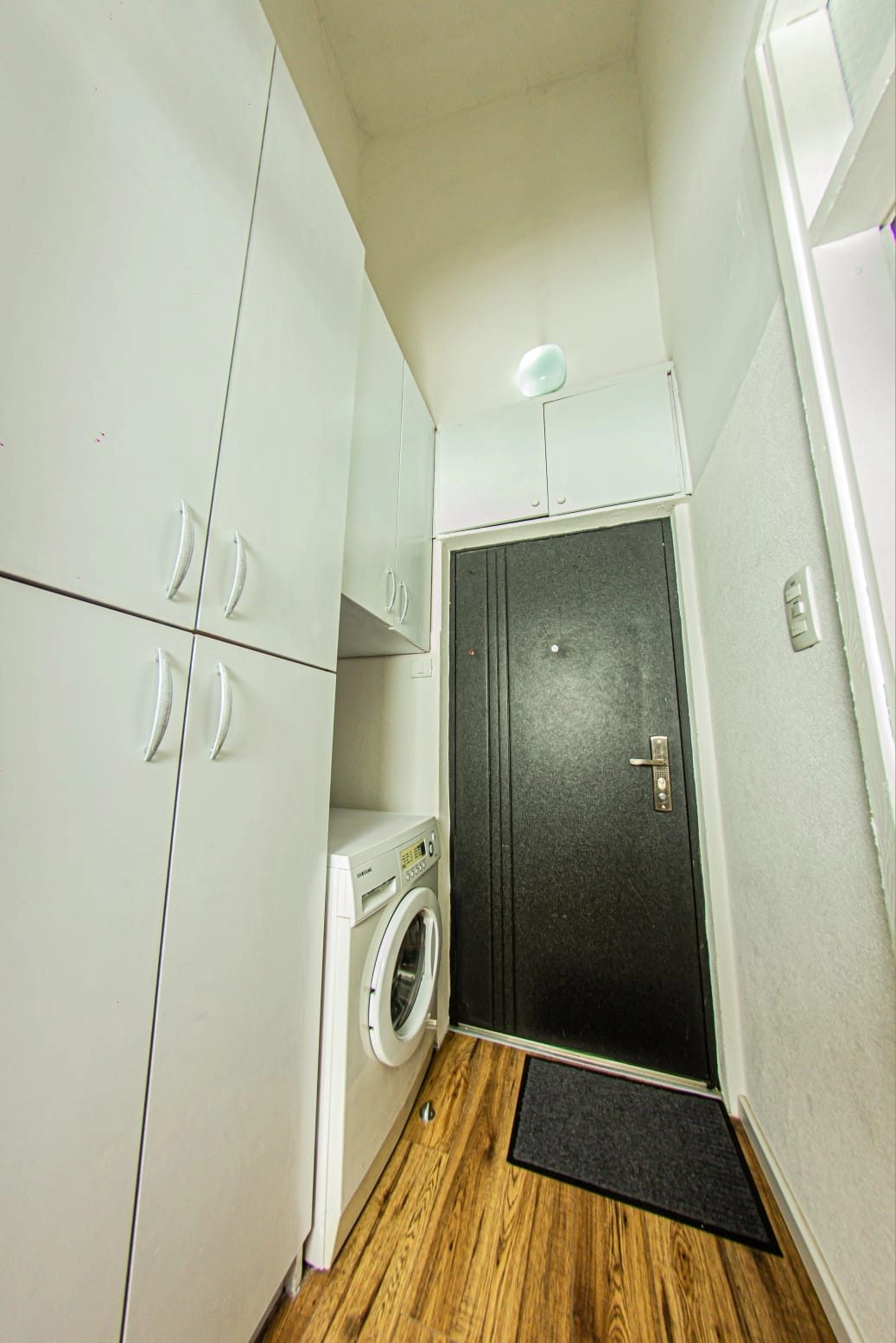 Renoviran-dvosoban-stan-u-naselju-Rena-Bar-6 Dvosoban stan 48 m² – Rena, Bar — fotografija 7