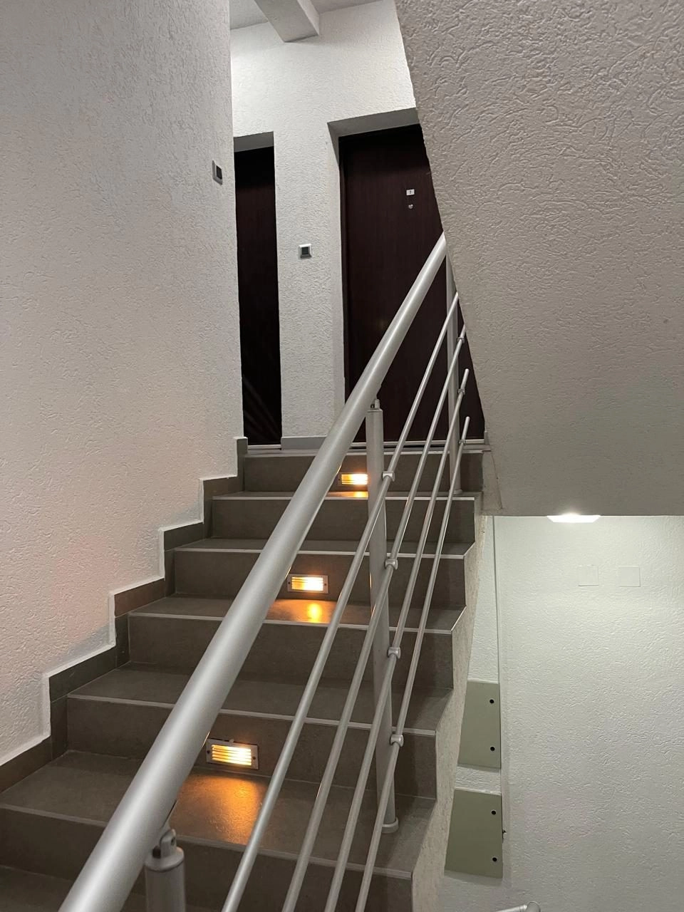 Garsonjera 36 m² – Pržno, Budva — fotografija 12