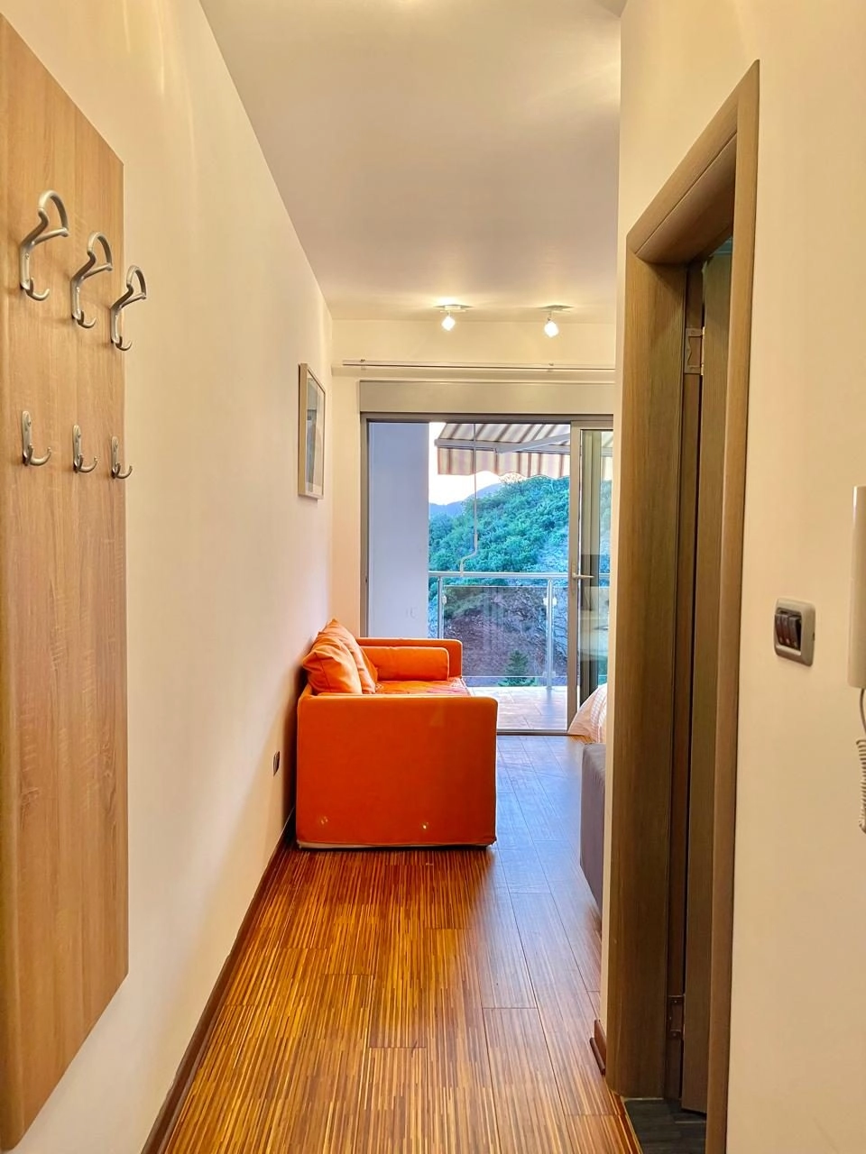 Garsonjera 36 m² – Pržno, Budva — fotografija 13