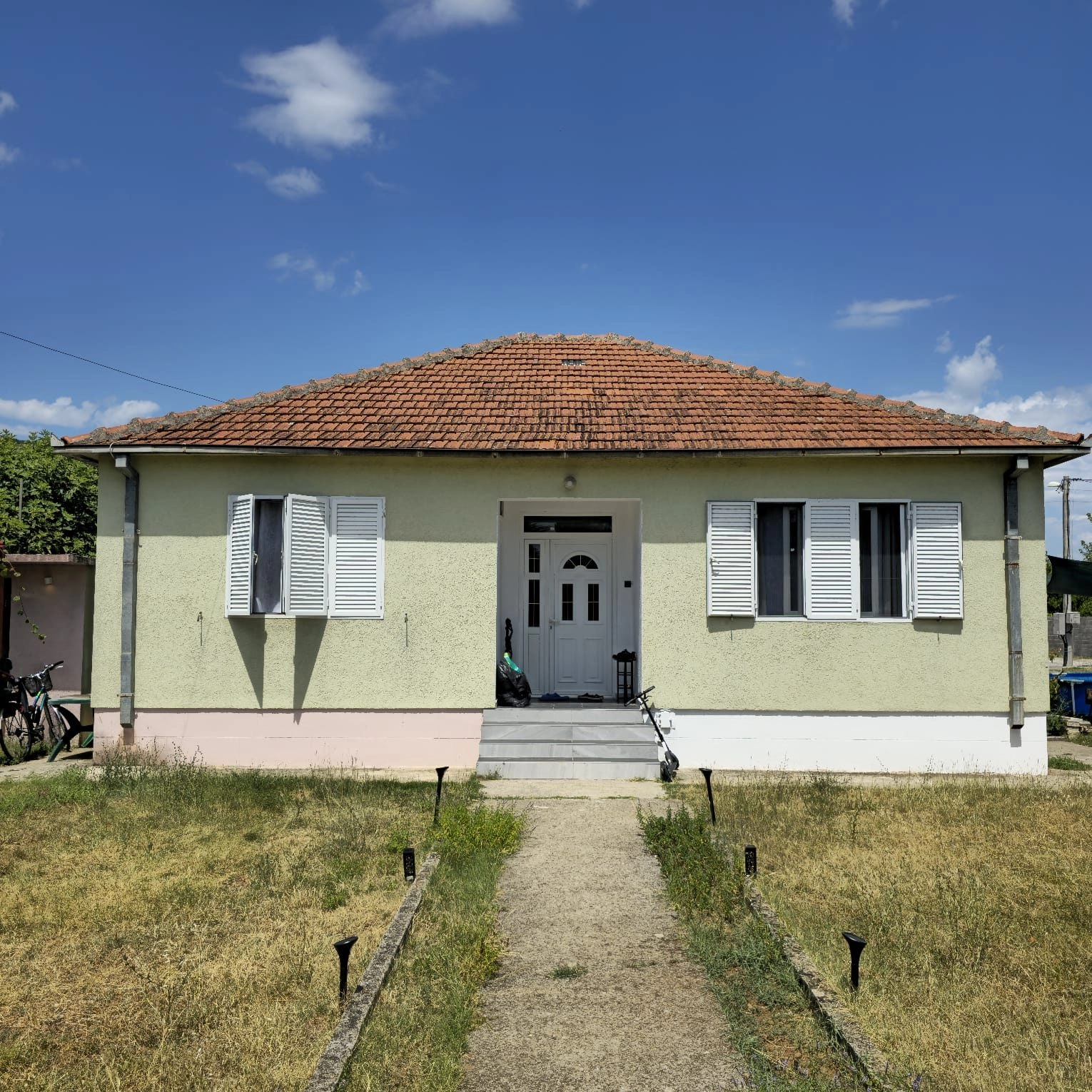 Plac-sa-kucom-i-garazom-u-Tolosima-Podgorica-1 Plac 738 m² – Tološi, Podgorica — fotografija 2