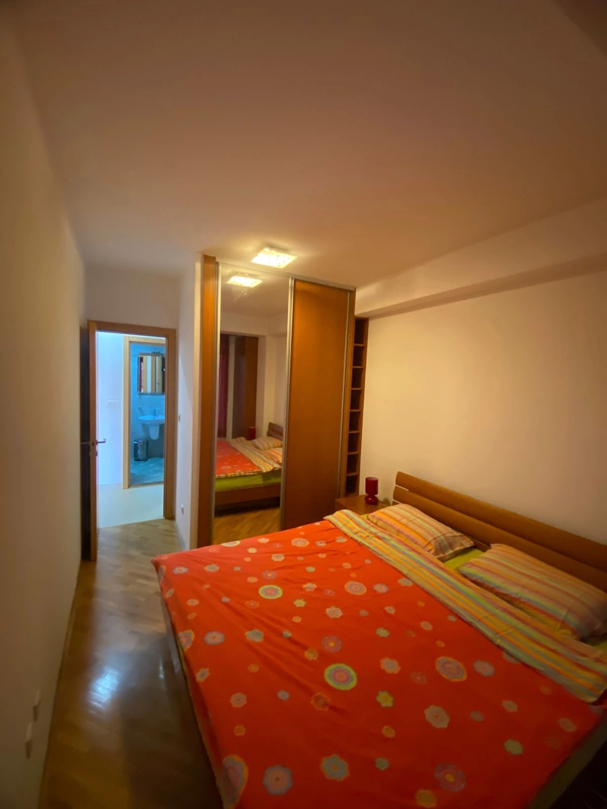 Jednosoban-stan-u-naselju-Preko-Morace-Podgorica-2 Izdavanje: Jednosoban stan 50 m² – Preko Morače, Podgorica — fotografija 3
