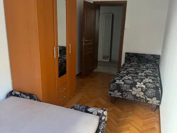 Izdavanje: Dvosoban stan 60 m² – Centar, Podgorica — fotografija 2