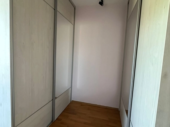 Izdavanje: Dvosoban stan 60 m² – Pobrežje, Podgorica — fotografija 3