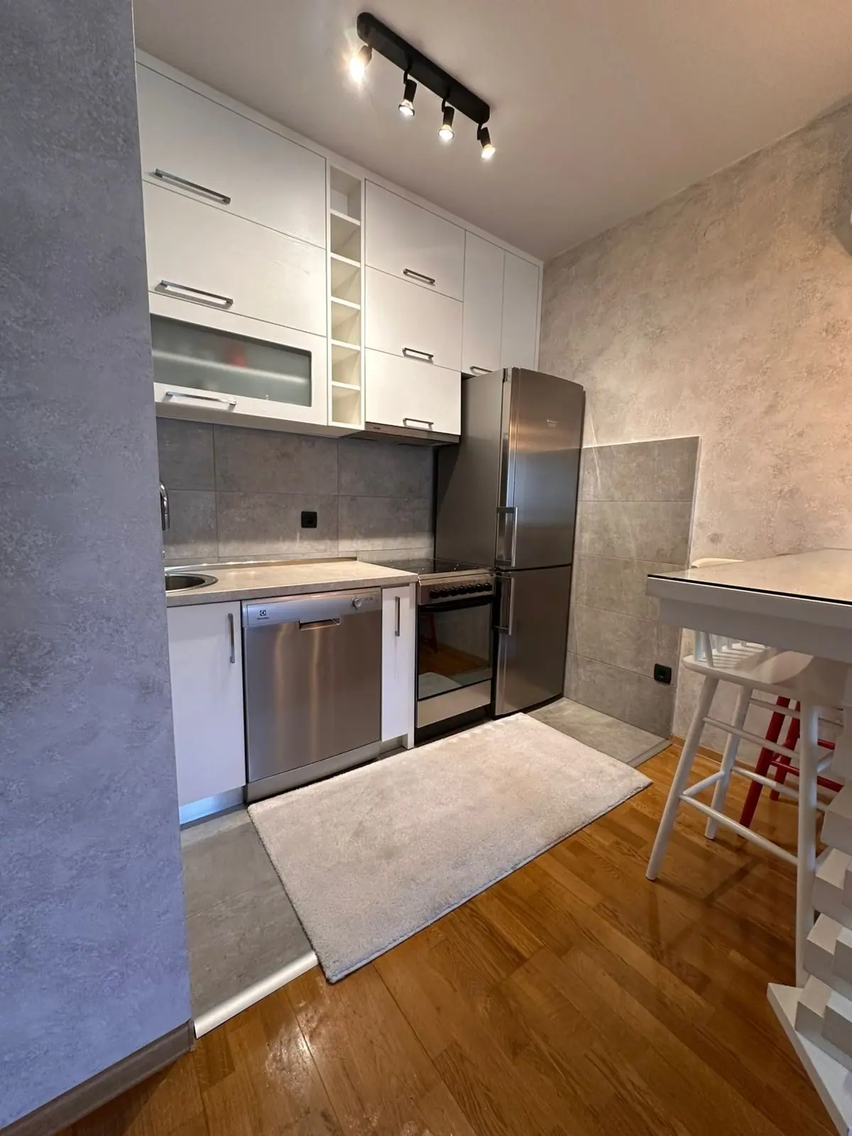 Dvosoban-stan-u-Pobrezju-Podgorica-7 Izdavanje: Dvosoban stan 60 m² – Pobrežje, Podgorica — fotografija 8