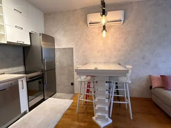 Izdavanje: Dvosoban stan 60 m² – Pobrežje, Podgorica — fotografija 12