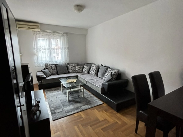 Jednosoban stan 42 m²