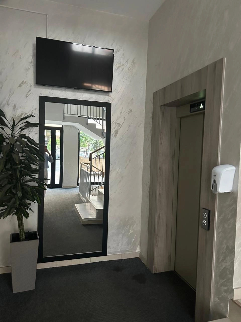 Namjestena-garsonjera-30-m²-u-Zagoricu-Podgorica-1 Garsonjera 30 m² – Zagorič, Podgorica — fotografija 2