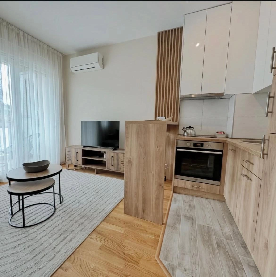 Namjestena-garsonjera-30-m²-u-Zagoricu-Podgorica-12 Garsonjera 30 m² – Zagorič, Podgorica — fotografija 13