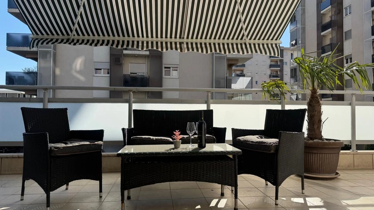 Jednosoban-stan-sa-terasom-City-kvart-Podgorica-12 Izdavanje: Jednosoban stan 50 m² – City kvart, Podgorica — fotografija 13