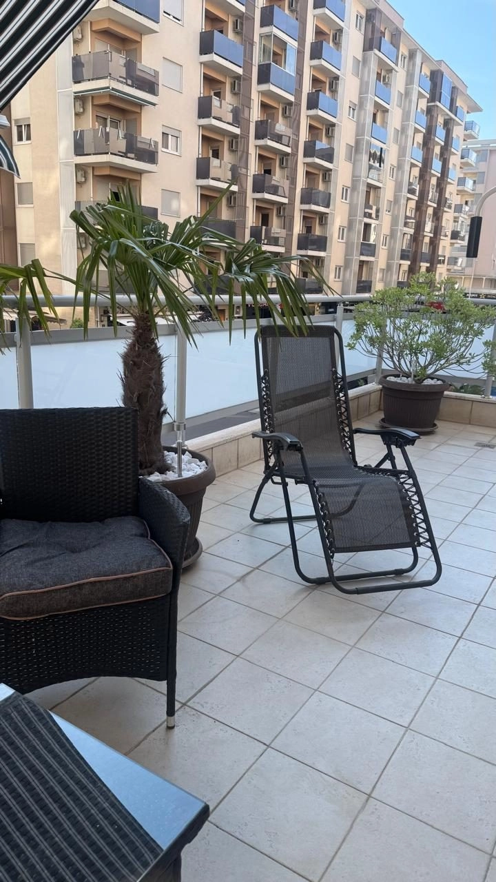 Jednosoban-stan-sa-terasom-City-kvart-Podgorica-14 Izdavanje: Jednosoban stan 50 m² – City kvart, Podgorica — fotografija 15