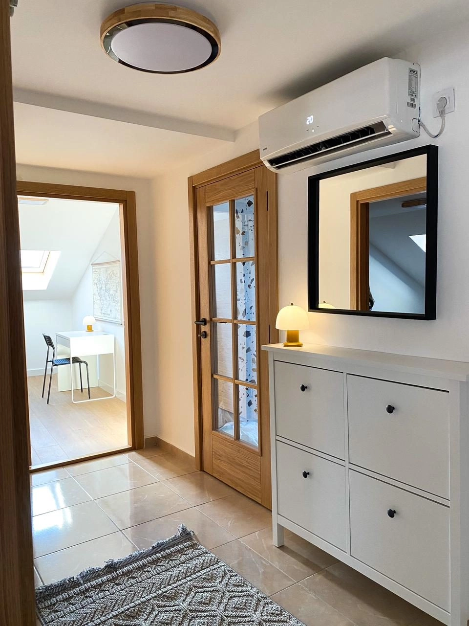 Namjesten-dvosoban-stan-u-Centru-Podgorica-4 Izdavanje: Dvosoban stan 80 m² – Centar, Podgorica — fotografija 5