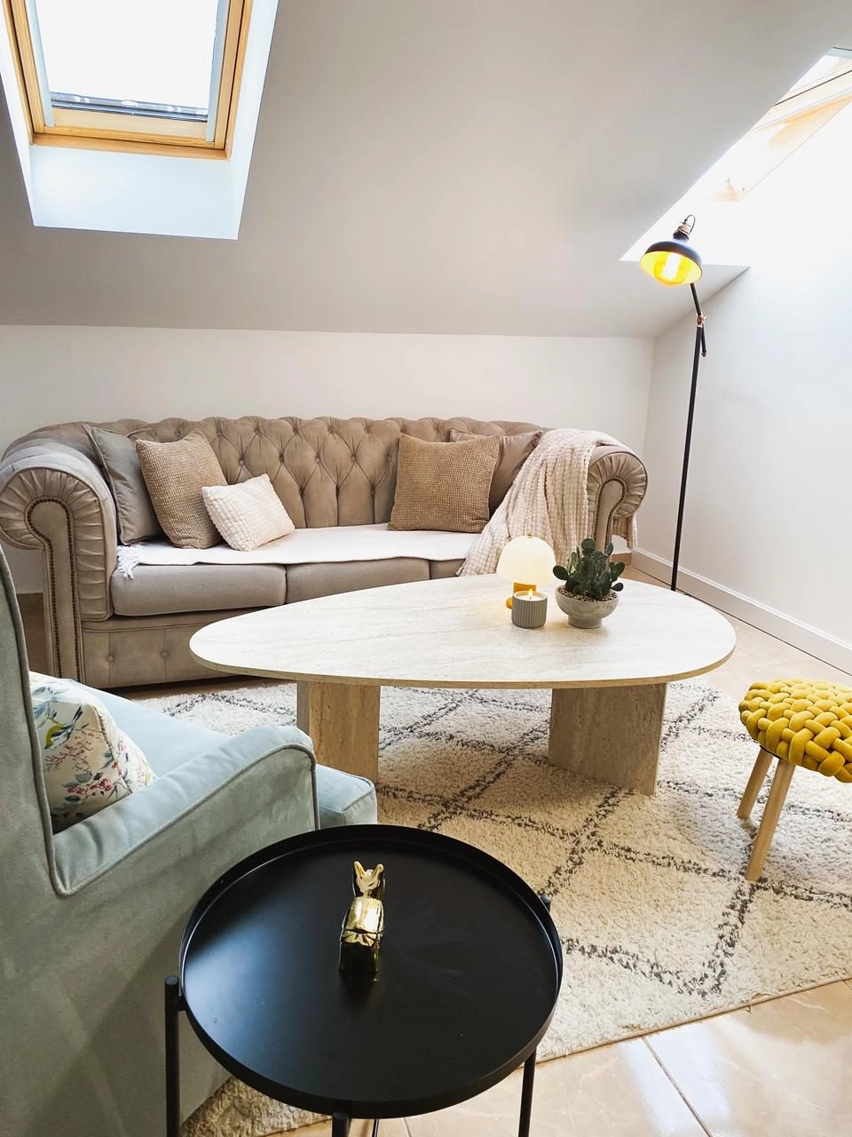 Namjesten-dvosoban-stan-u-Centru-Podgorica-8 Izdavanje: Dvosoban stan 80 m² – Centar, Podgorica — fotografija 9