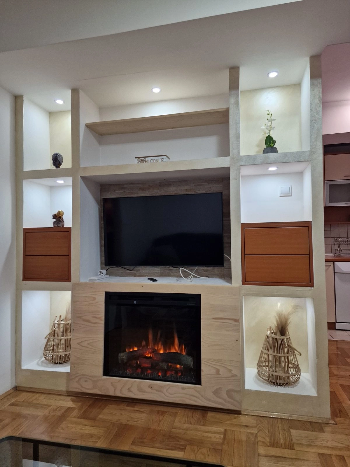 Dvosoban-stan-u-naselju-Zabjelo-Podgorica-1 Dvosoban namješten stan u Zabjelu, Podgorica — fotografija 2