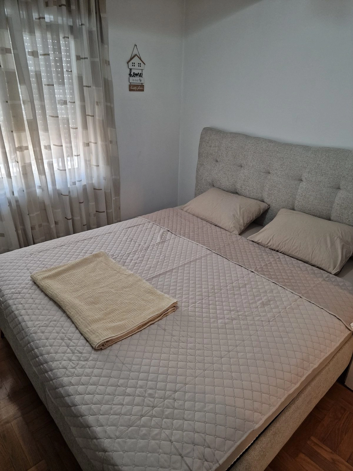 Dvosoban-stan-u-naselju-Zabjelo-Podgorica-3 Dvosoban namješten stan u Zabjelu, Podgorica — fotografija 4